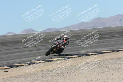 media/Oct-13-2025-Moto Forza (Mon) [[a66d839500]]/3-B Group/Session 2 (Bowl)/